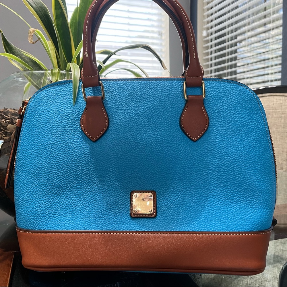 Blue and Brown Handbag NWT. With additional shoulder strap